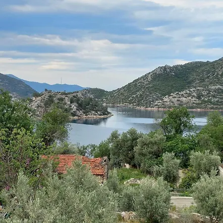 Bozburun Ganesha House *